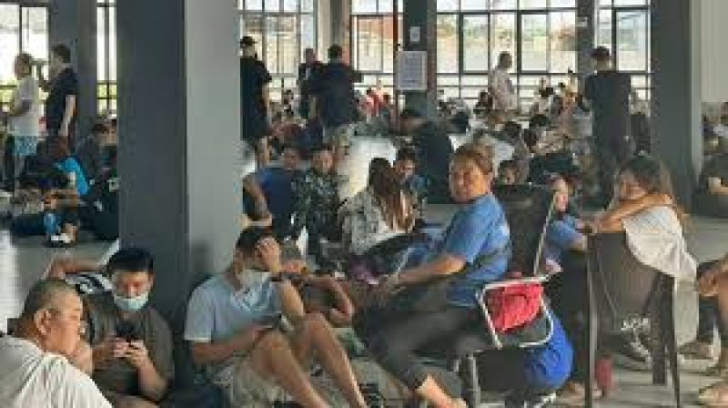 Hundreds rescued from love scam centre in the Philippines