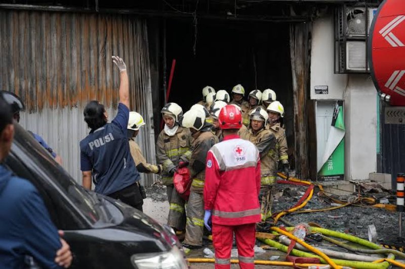 Fire in an office building in Indonesia kills 22people