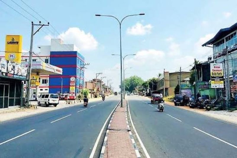 Traffic restrictions on Colombo&ndash;Kandy road 