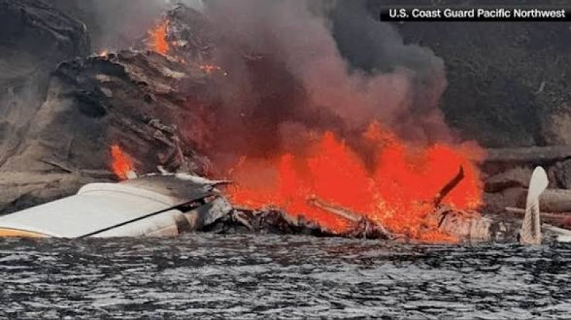 11 rescued from  seaplane crash off coast of Washinton state