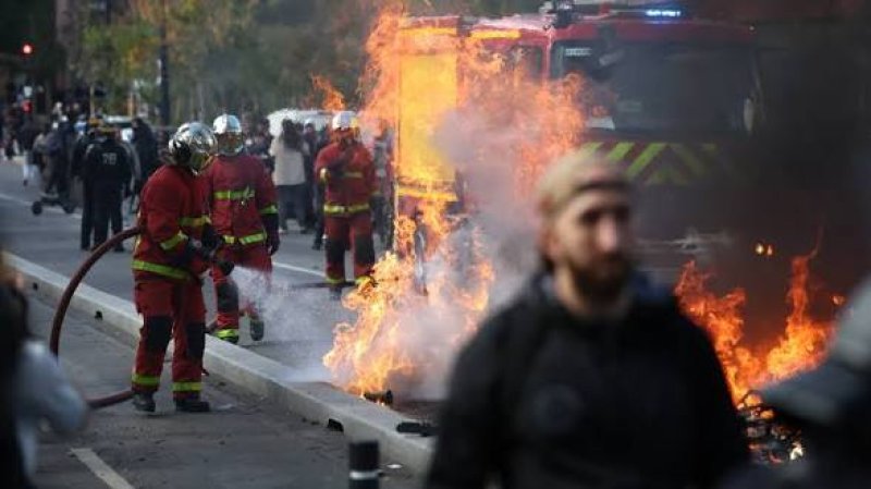 Tear gas fired at French school protest in France