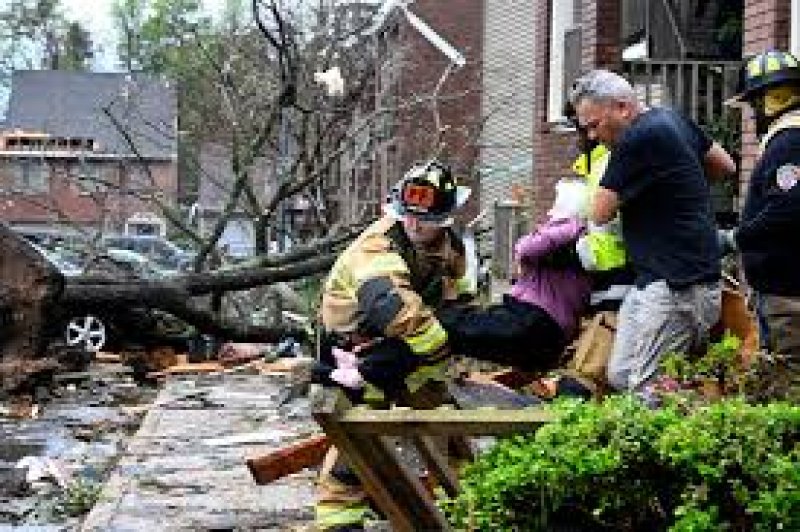  At least 23 dead as storms batter eastern  US