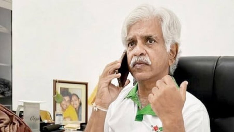 Bribery Commission to arrest ex-minister Arjuna Ranatunga
