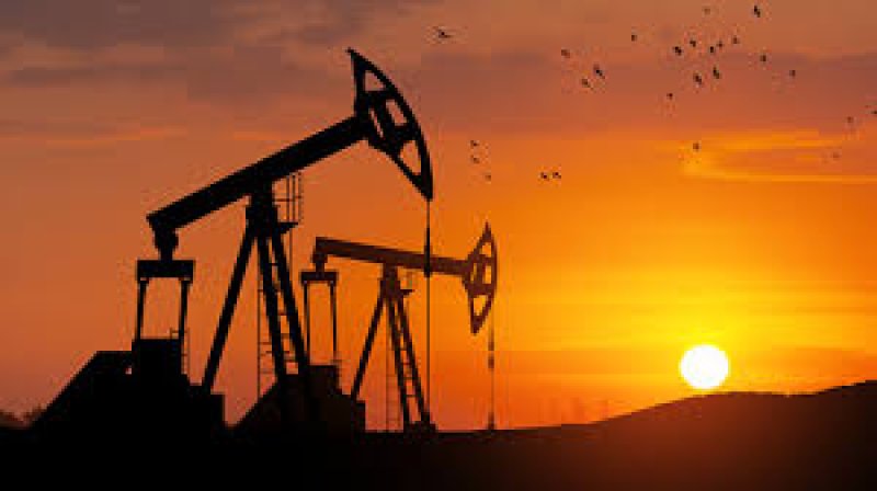 Global Crude Oil Prices Hit One-Month Low