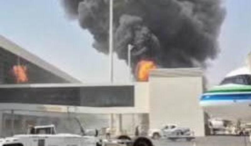 Loud blast at Riyadh airport as travellers evacuated 