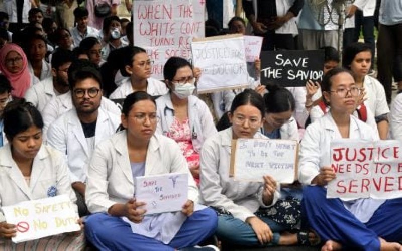 India protests intensify over doctor's rape and murder