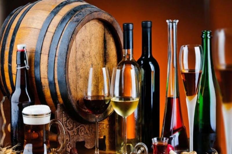 Supreme Court halts irregular liquor license issuance