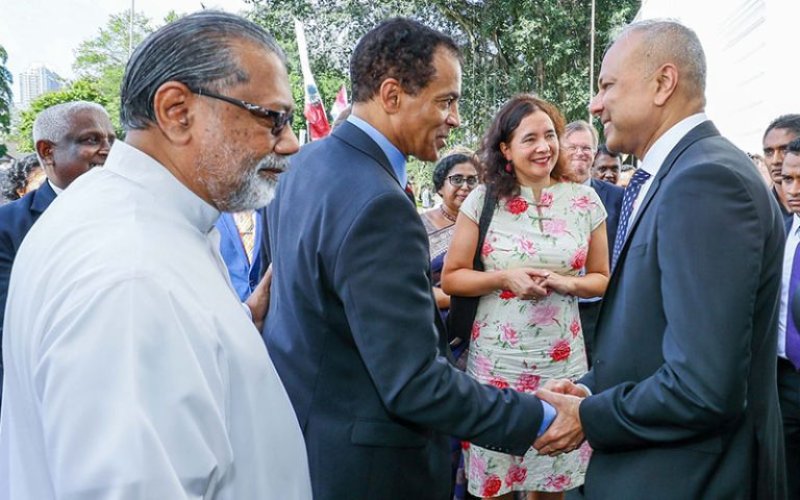 Dutch Government Hands Over Priceless Artefacts to Sri Lanka