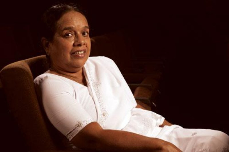 Dr. Nanda Malini, Sri Lanka&rsquo;s &lsquo;Golden Voice&rsquo;, passes away