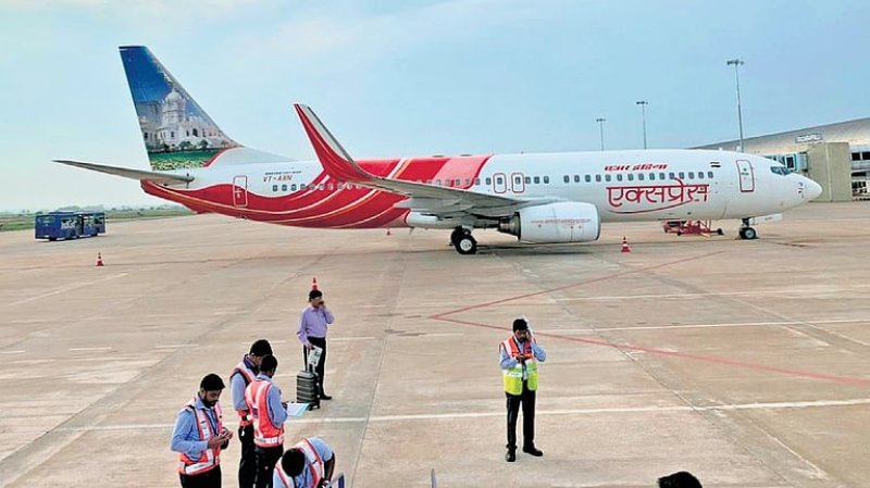 Technical snag forces AI flight emergency landing in Indore