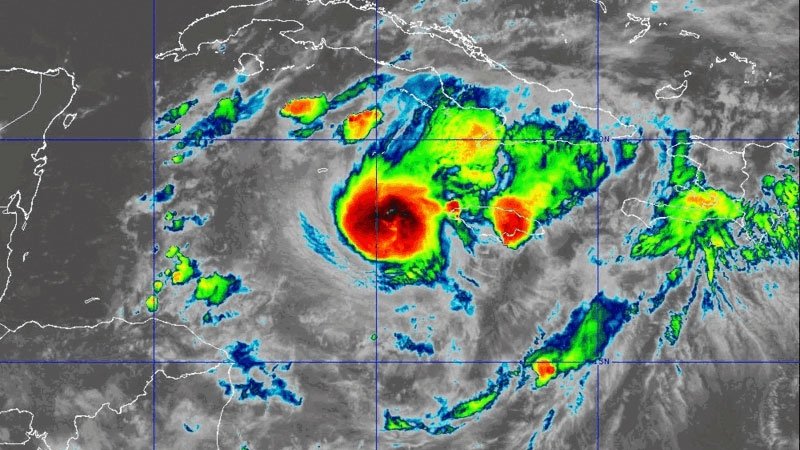 Hurricane Beryl roars toward Mexico
