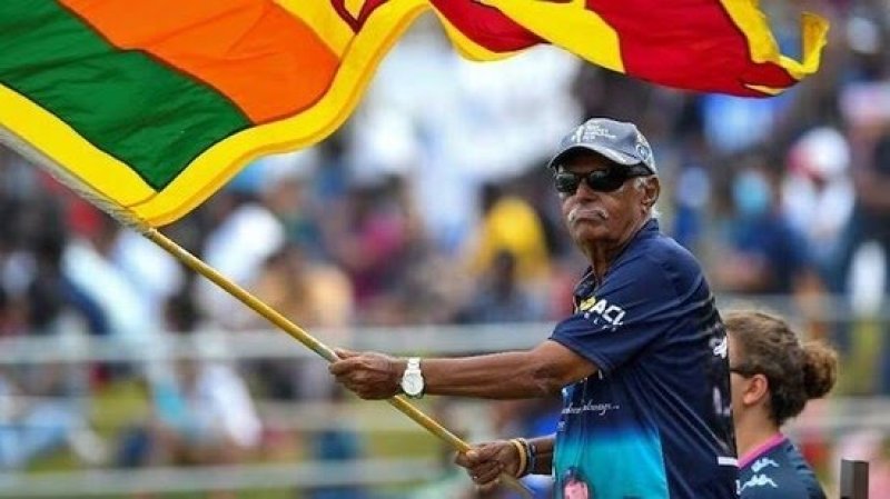 Percy, cricket&rsquo;s first superfan, dies aged 87