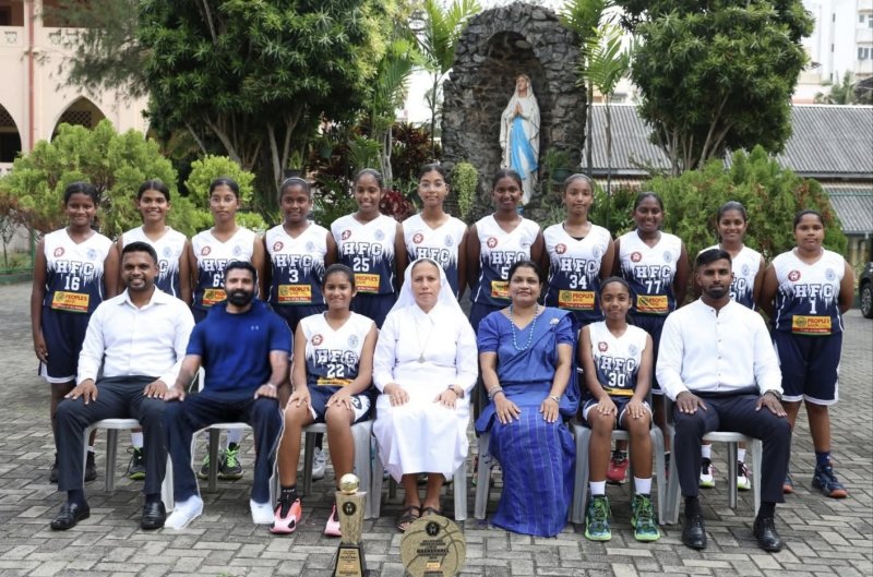 Five games, five wins: HFC girls take the crown