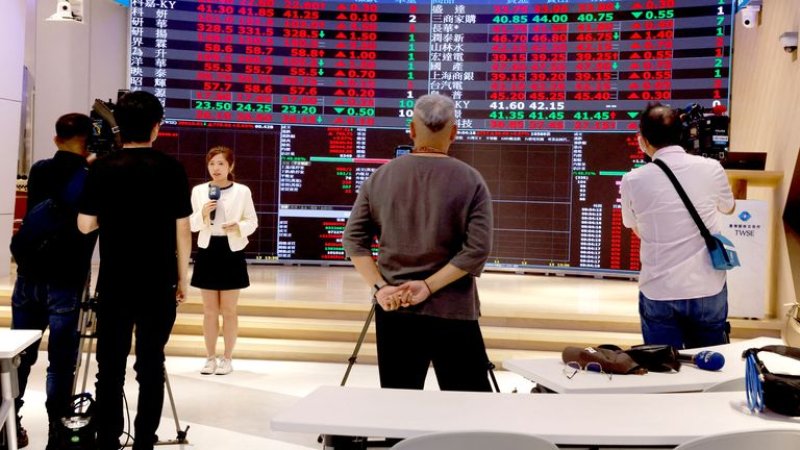 Asia's markets rebound after worldwide plunge