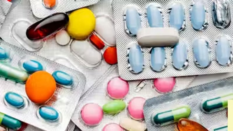Parliament receives list of 350 medicines