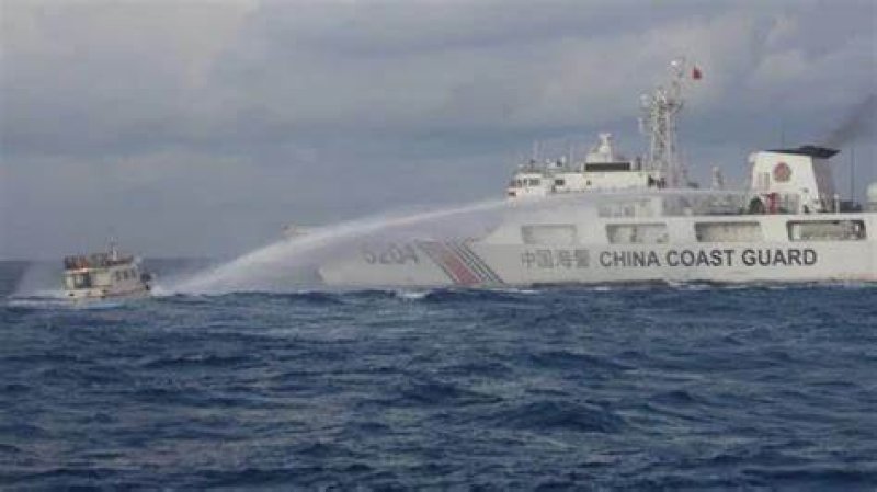 Philippine and Chinese vessels collide in contested waters