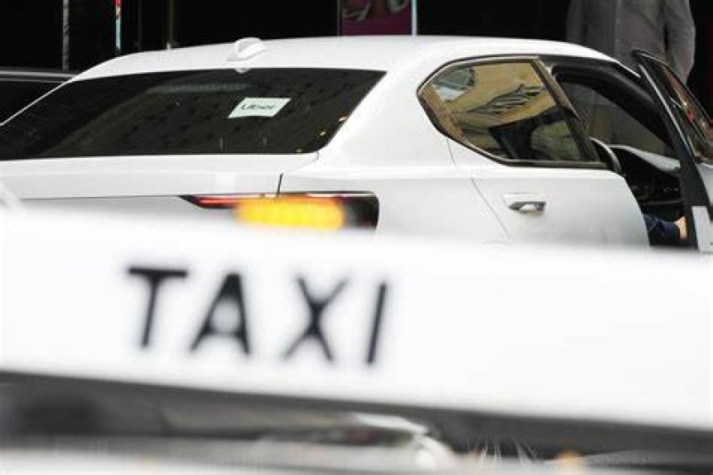 Uber pays $178 million to end legal fight with Aus drivers