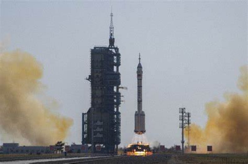 China sends its youngest-ever crew to space