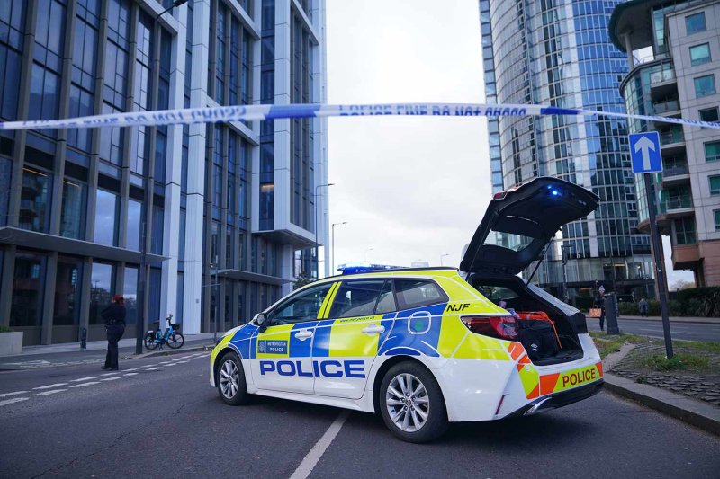 Police Detonate Suspicious Package near US Embassy in London