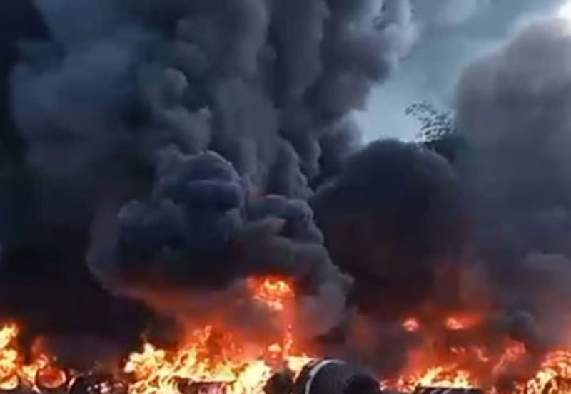 Blaze engulfs water pump storage facility in Biyagama