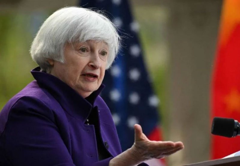 US to hit Iran with new sanctions in "coming days"