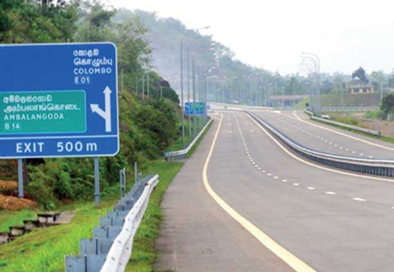 Sri Lanka&rsquo;s expressways earn Rs. 54 Million on Christmas Day